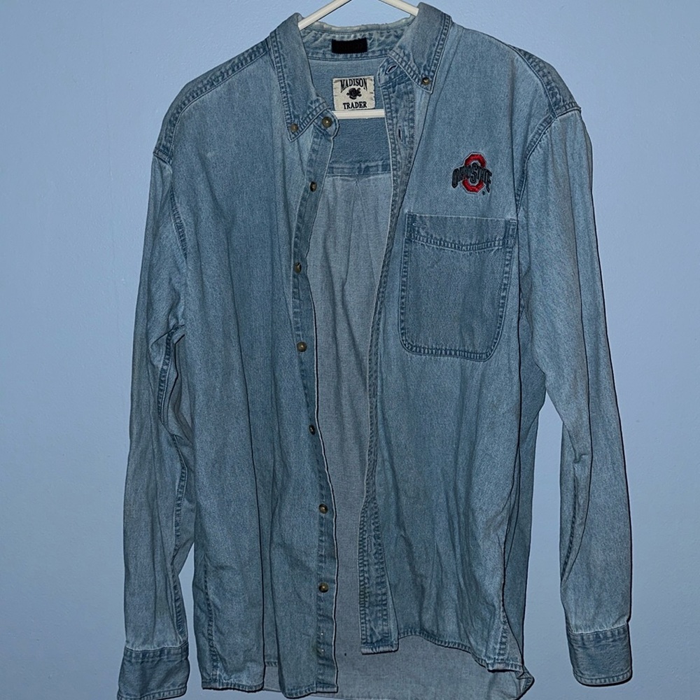 Men’s Ohio State Medium Stitched Denim Button Down Shirt